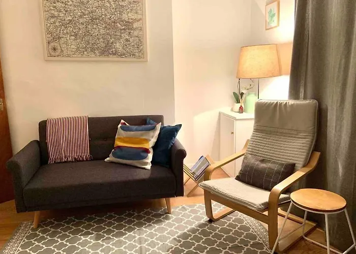 Flat 5 Eia House
