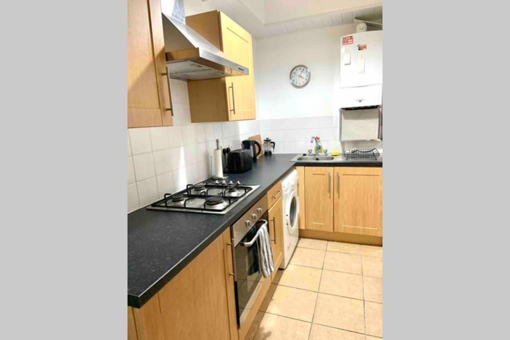Apartment Flat 5 Eia House