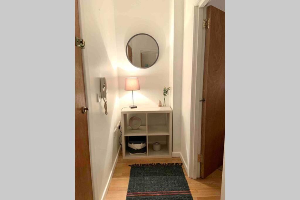 Flat 5 Eia House Апартаменты