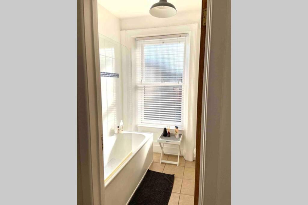 Flat 5 Eia House Belfast